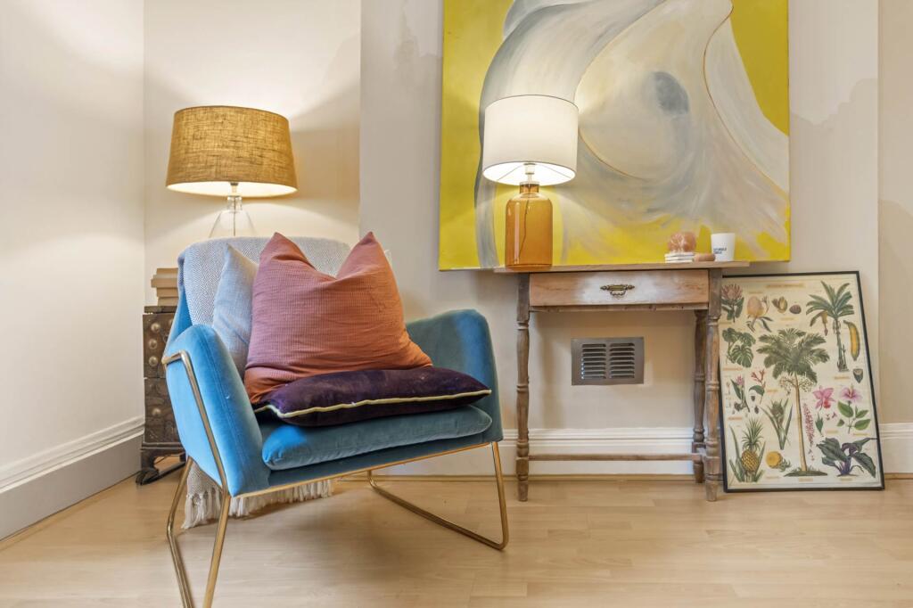 Warwick Way, London, SW1V