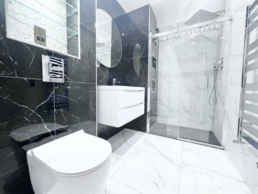 Ensuite One