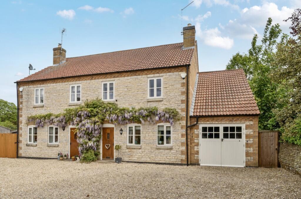 4-4-681c2090ade67-1282771-ARW-4