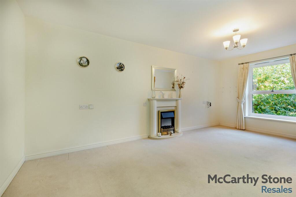 8667667-interior01-800.jpg