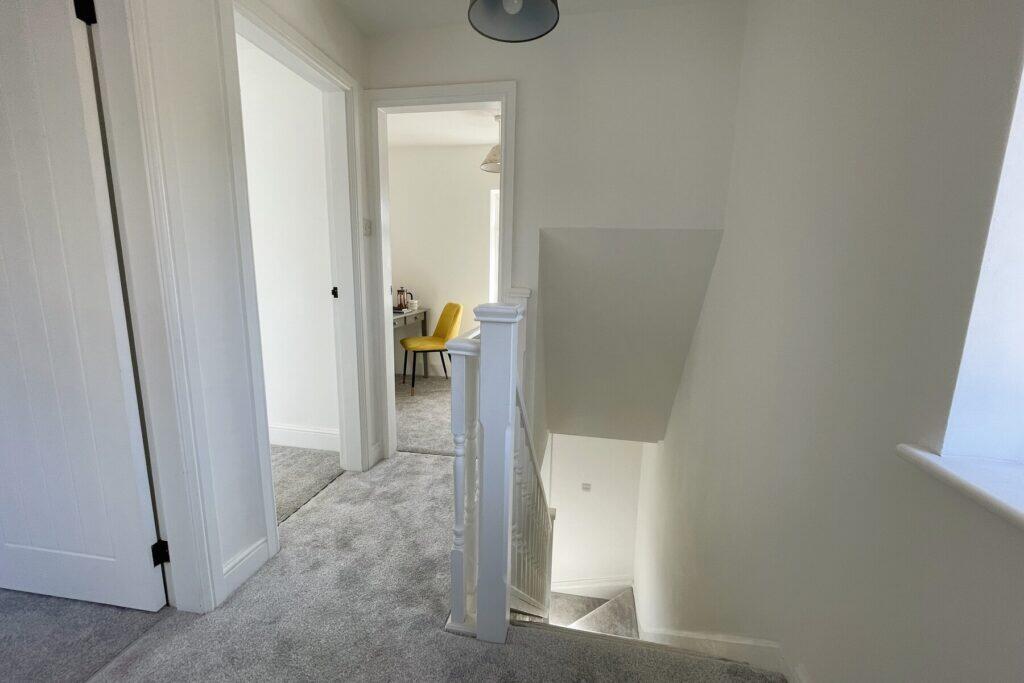 Wright Street - Landing