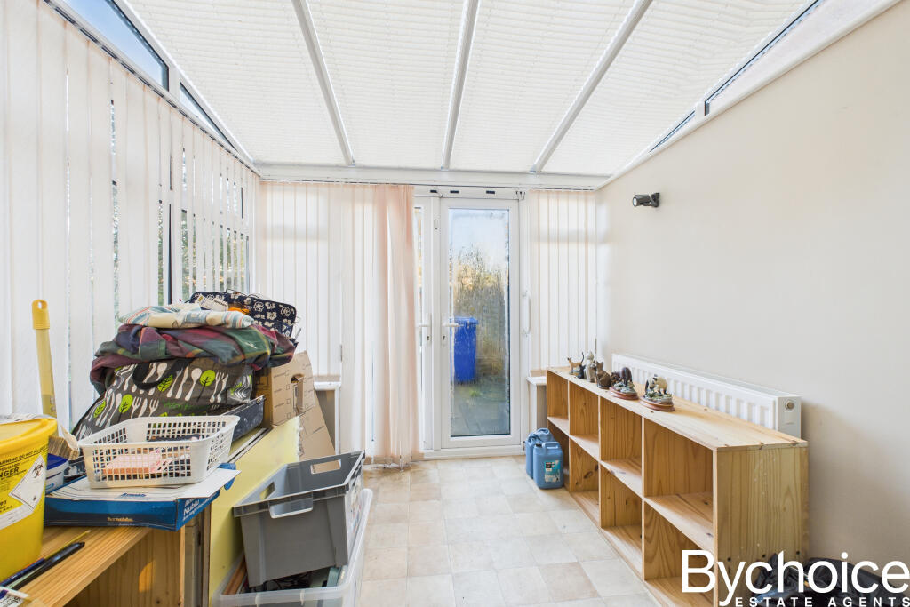 CAM05454G0-PR0087-STILL015