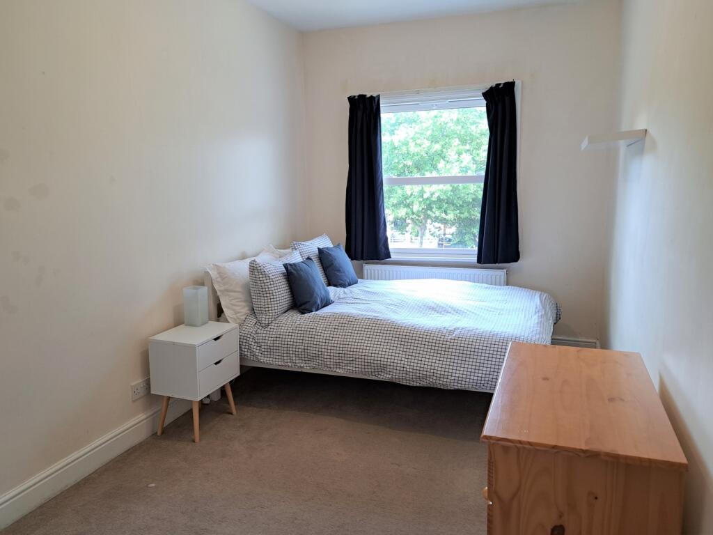 Double bedroom op...