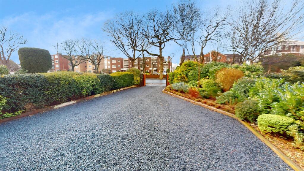 Argyle Road Driveway