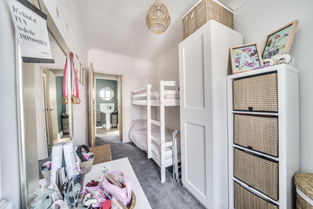 1356707-2-68d6a3ccd8a96