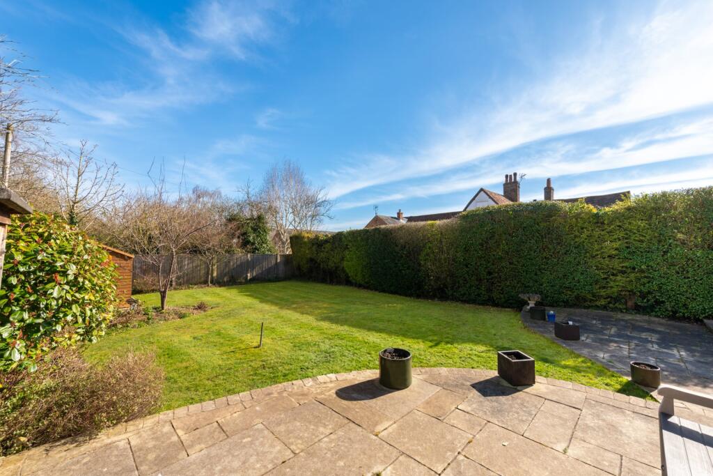 Rear Patio / Garden