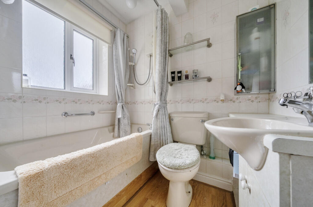 1360690-12-68e636...