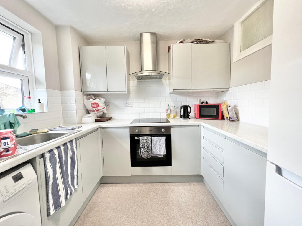 2 Bedroom Flat for Rent