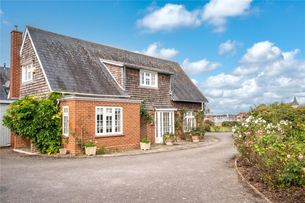 Shore Cottage