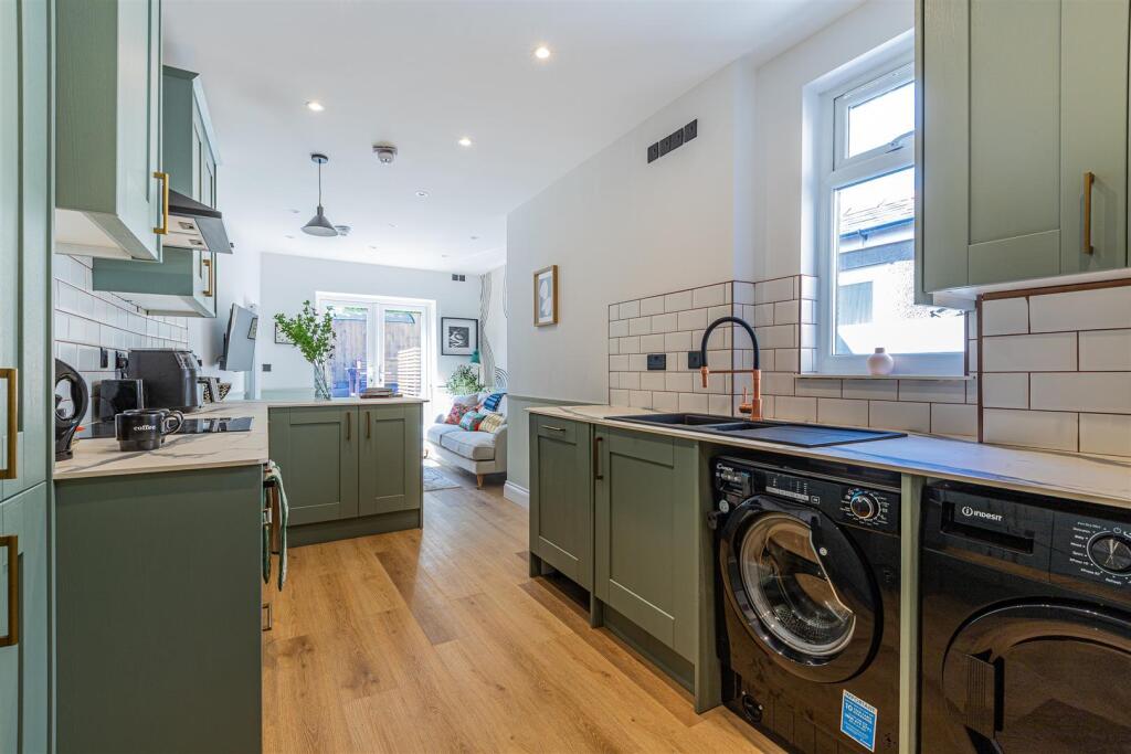 50 Theodora kitchen.jpg