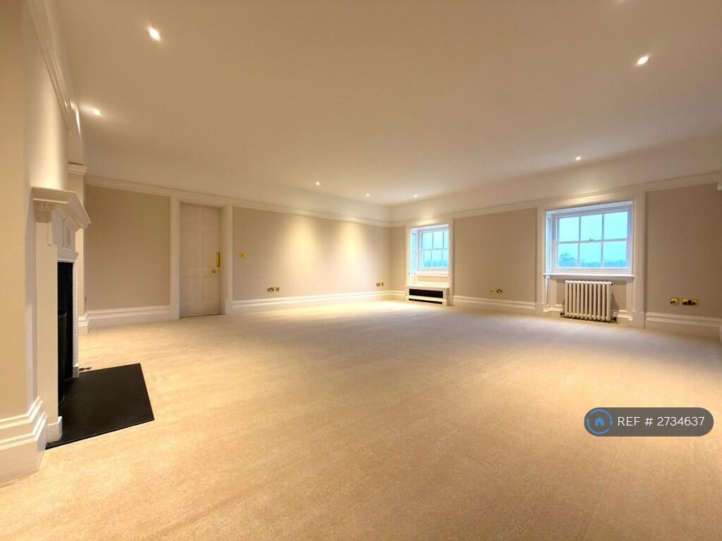 Drawing Room / Dining