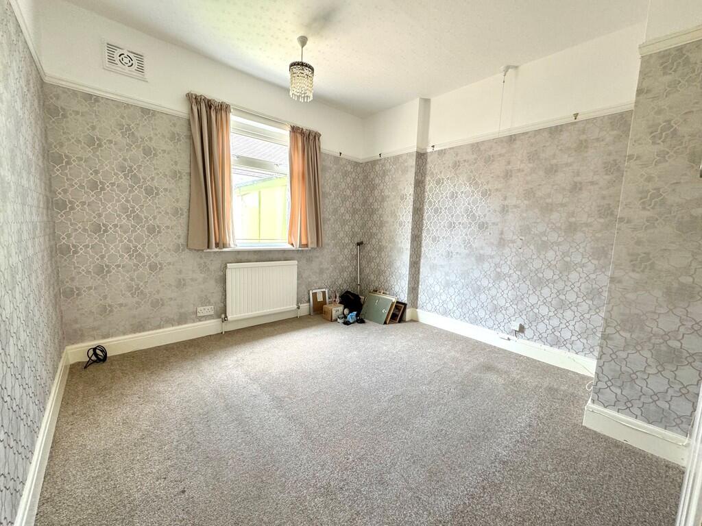 34 Oakengrange Dr...
