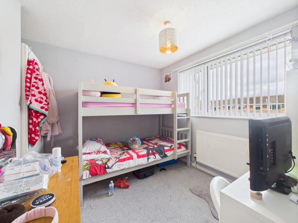 CAM01791G0-PR0183-STILL015