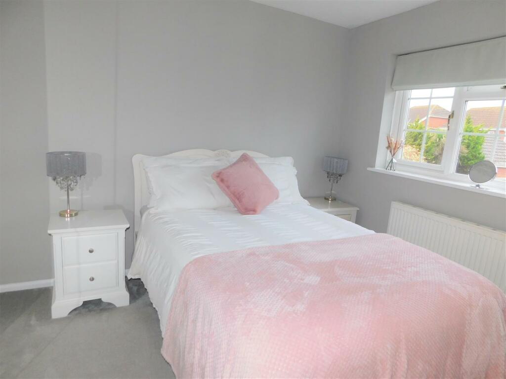 Bedroom .jpg