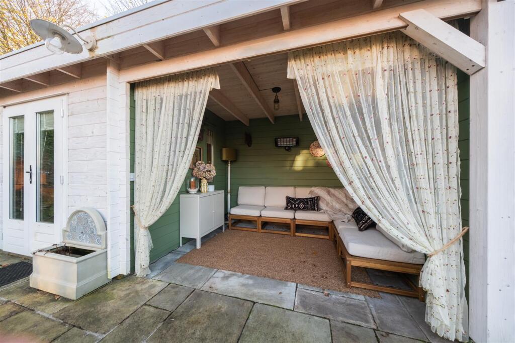 244 London Road-044.jpg