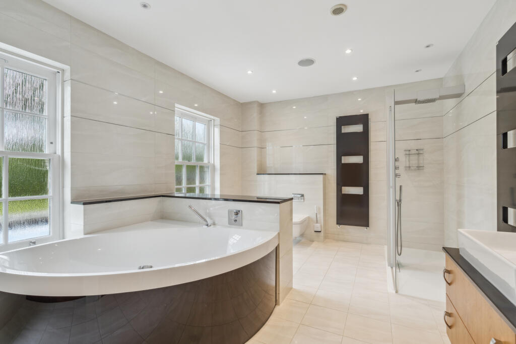 Master En-suite