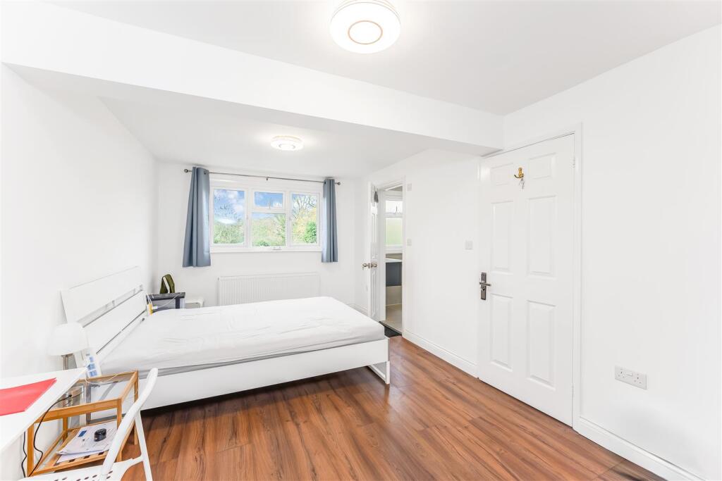 46 Belgrave road-18.jpg