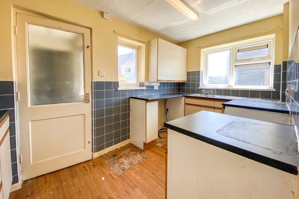 54 High Street, Purton, Swindon, Wiltshire, SN5 4BB