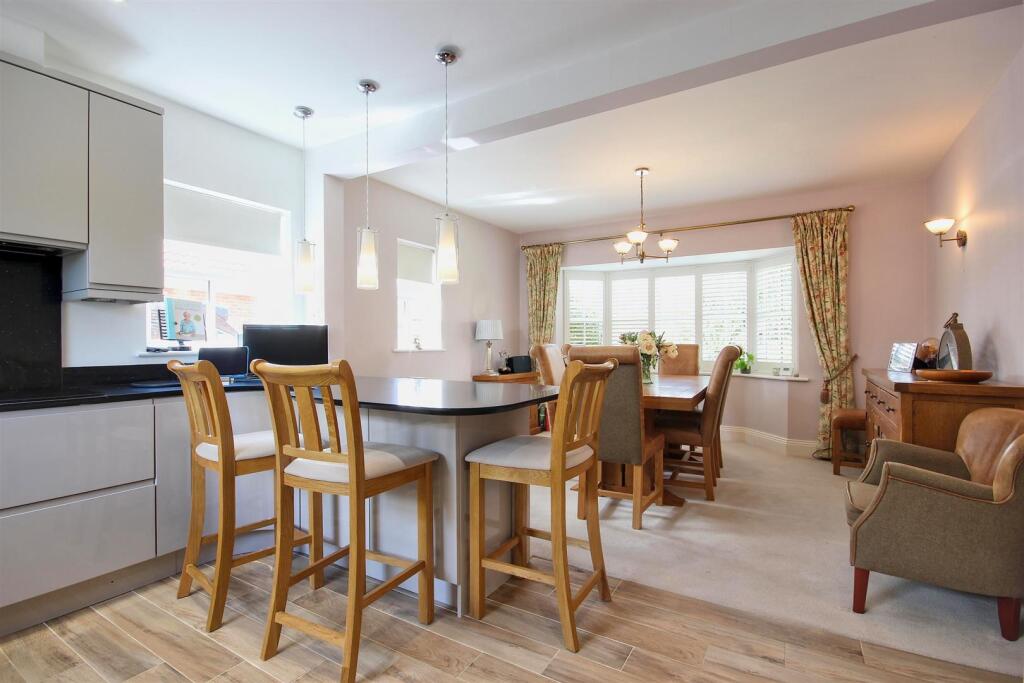 COMBINED DAY ROOM AND KITCHEN