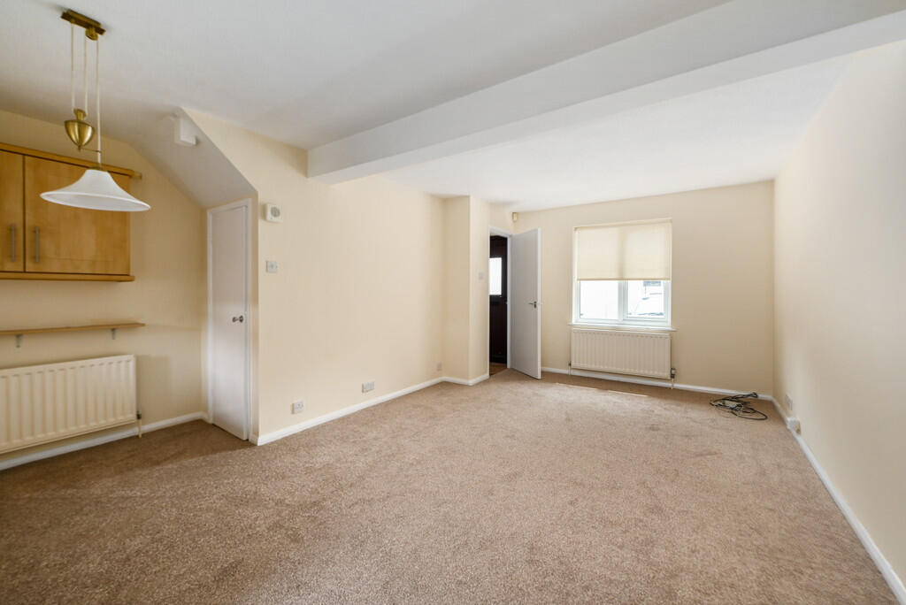 2 ryecroft tn31 -...
