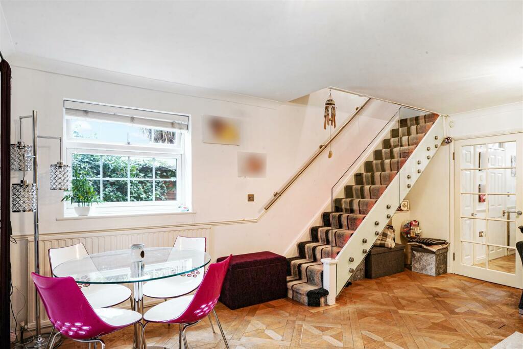 30 Marloes Close - jmiePQDhxoV5MsDtyS5q.jpg