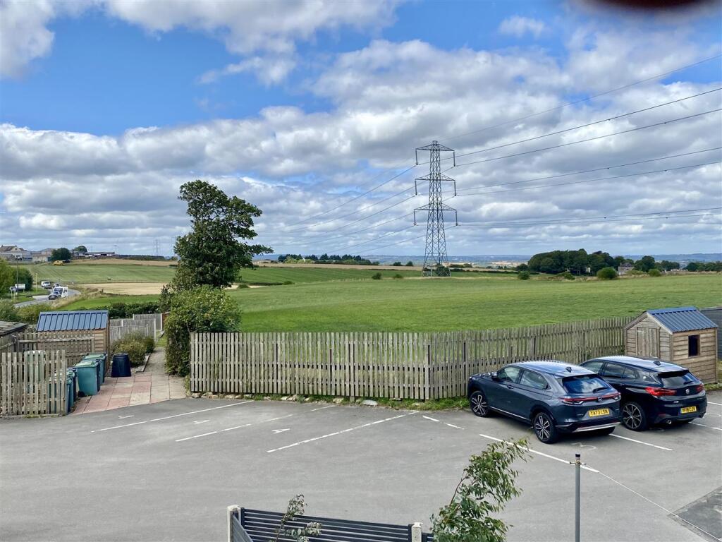 Bramleys Estate Agents - The Orchards - Bellstring