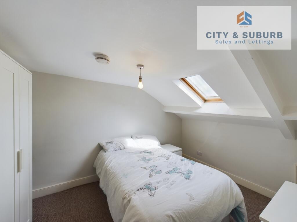 MT112 - Advert  (11)