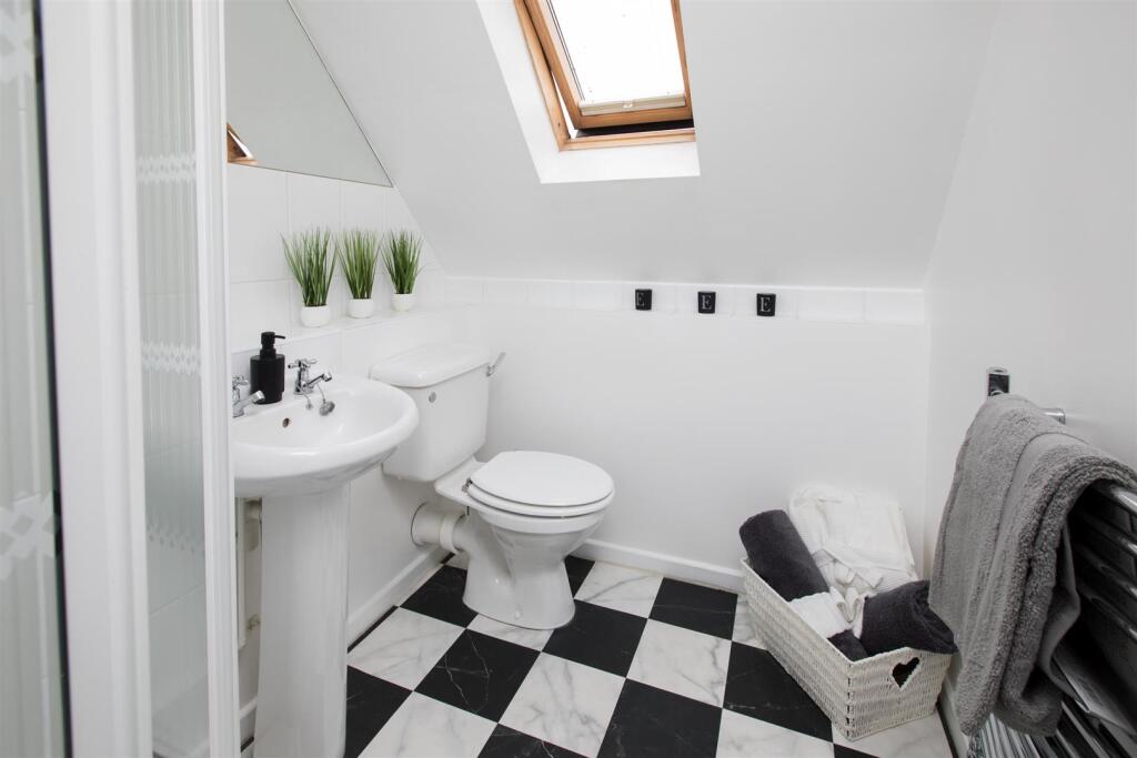 35 Coniston close 34.jpg