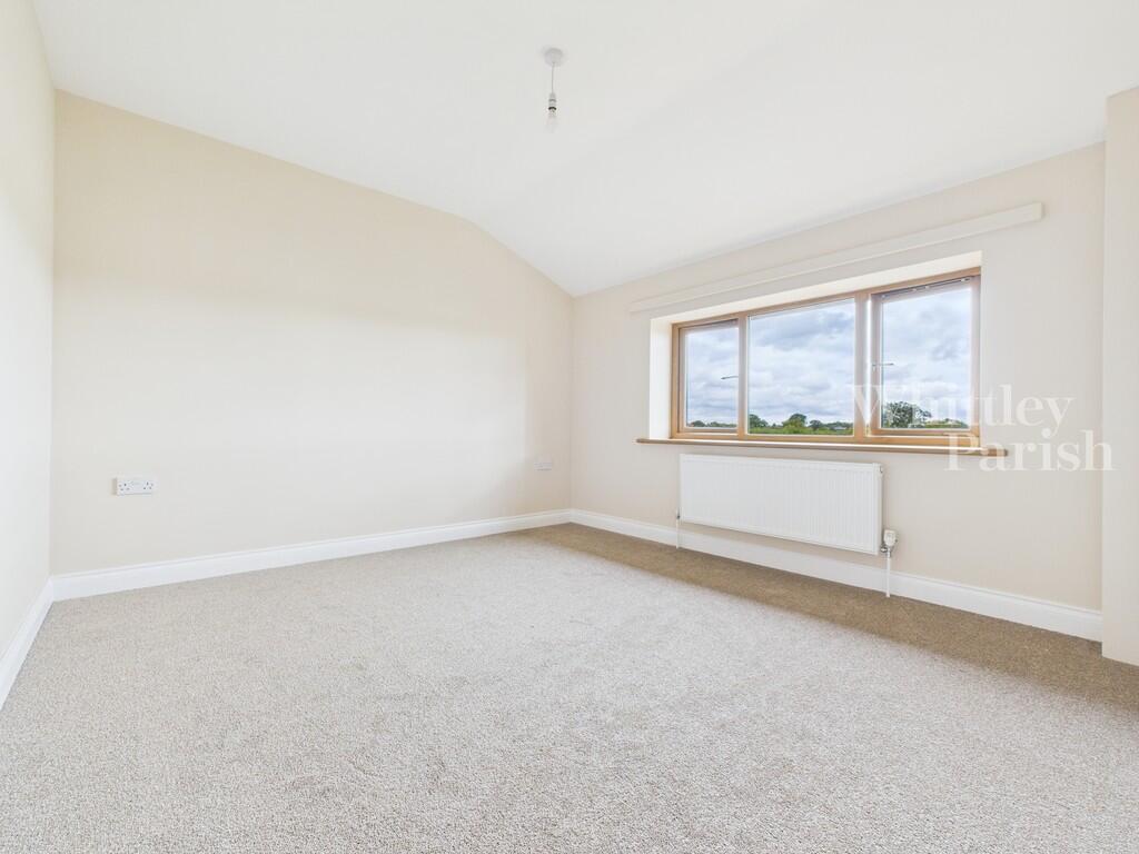 CAM04332G0-PR0484...