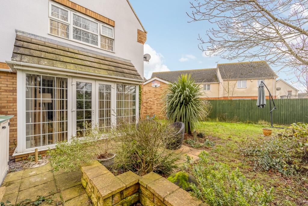 2 Heron Way (Spalding)-10