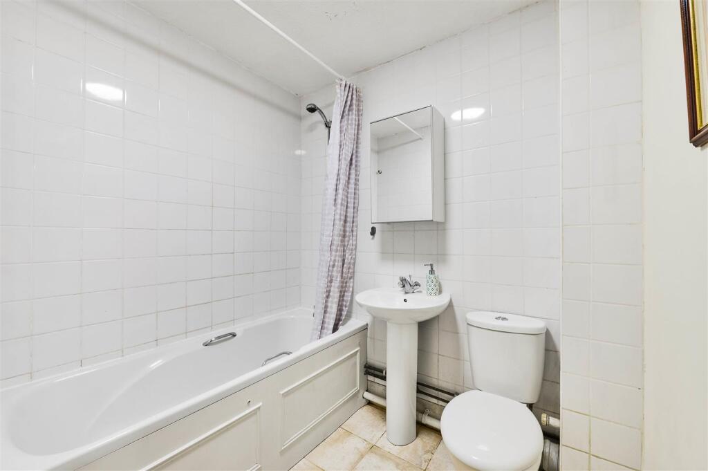 Dexters_-_St._Christophers_Garden__Thornton_Heath_