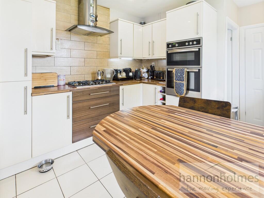 CAM05283G0-PR0083...