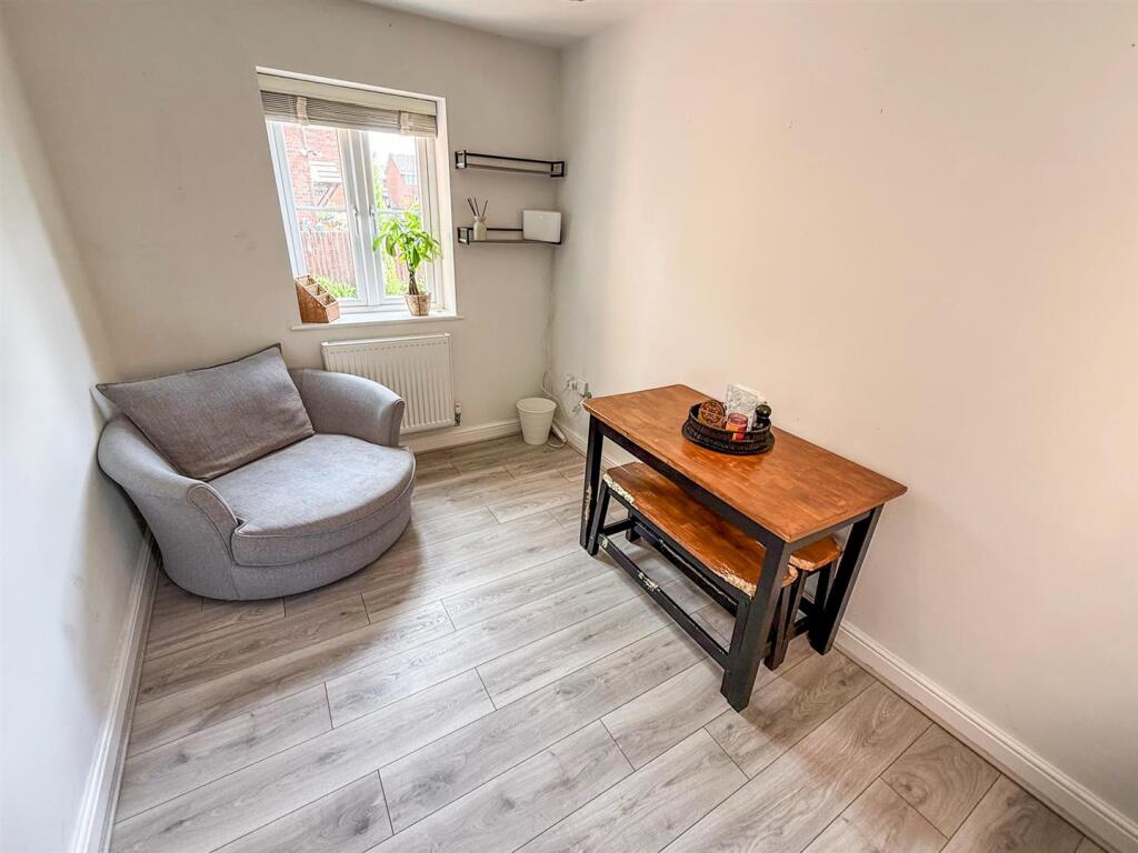 Study/ Fourth Bedroom