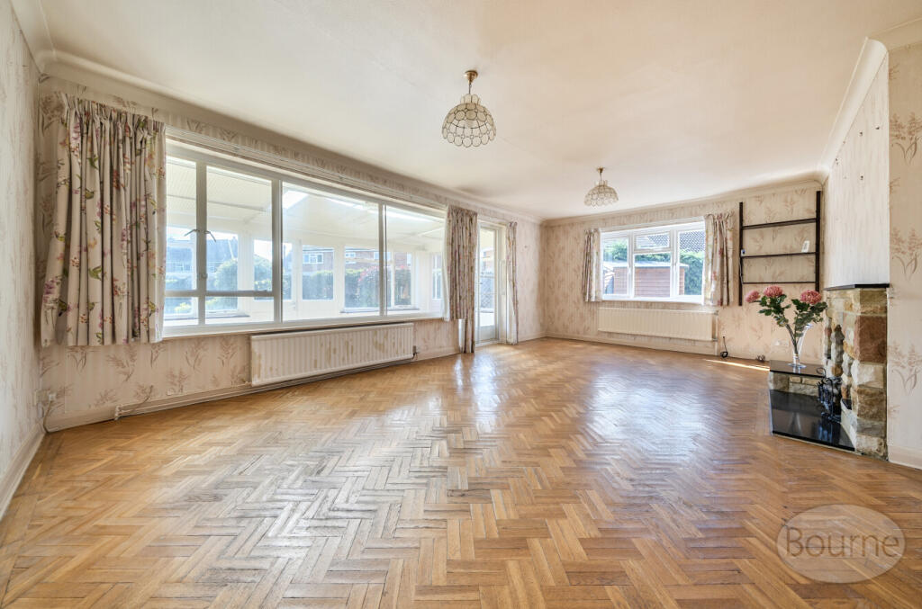 12d270a6-1105-40c...