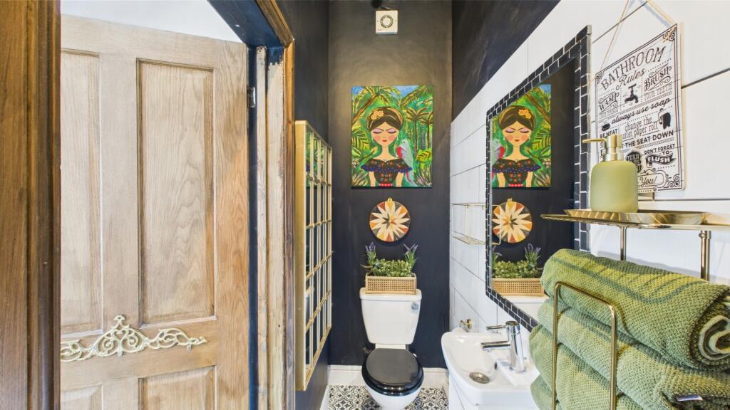 Modern Bathroom