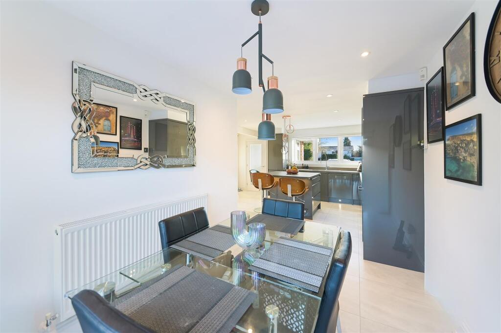 THE GABLES,7 - (4).jpg