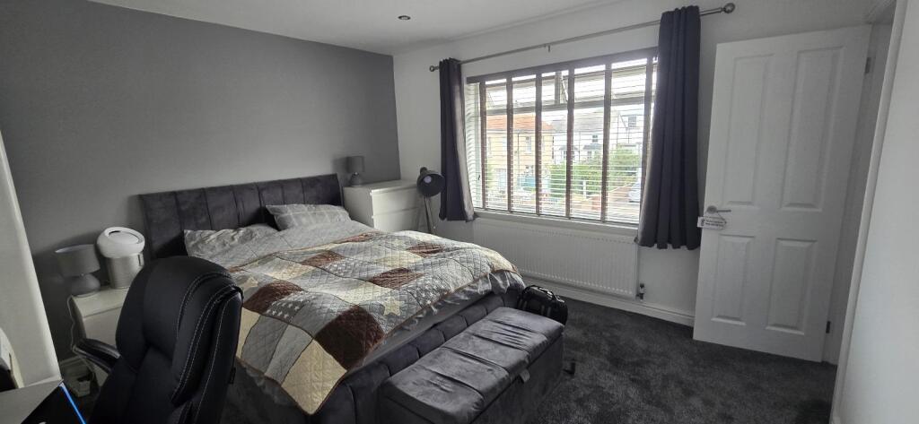 WhatsApp Image 2025-08-18 at 10.23.38_28b8b571.jpg