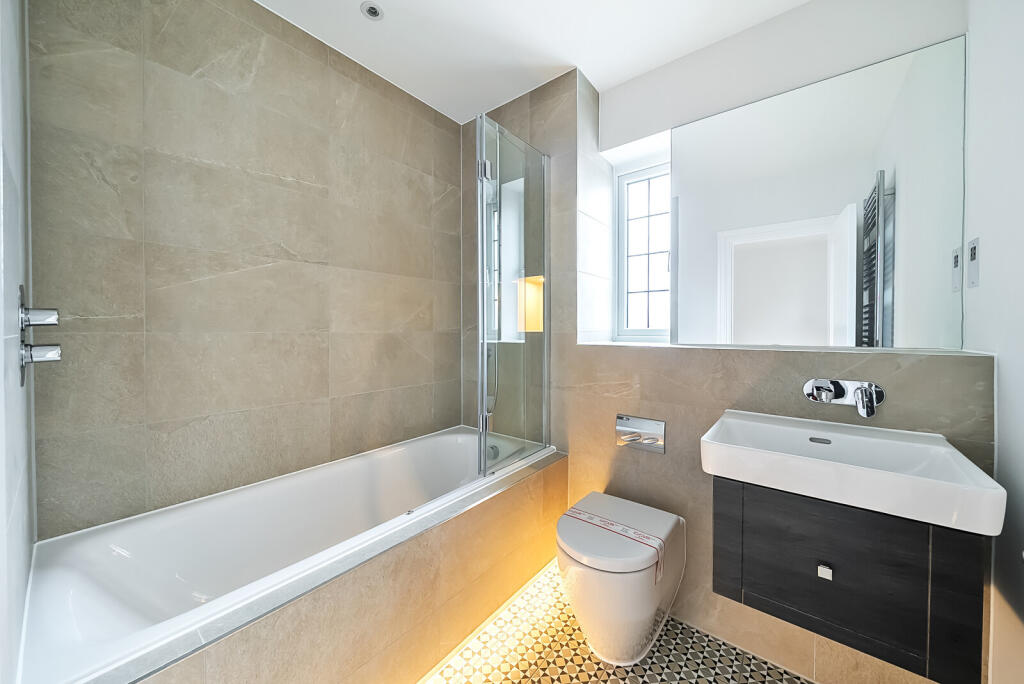 1302116-9-683f27d...