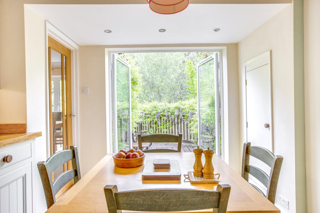 15 Cressington Place, SL8 5SN NEW-1