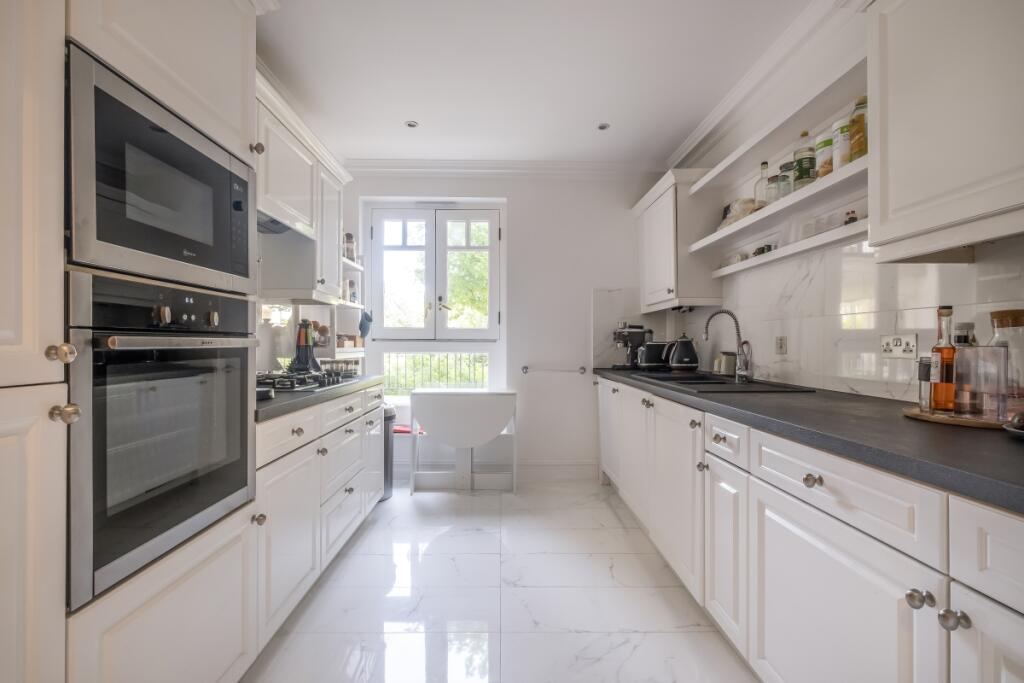 Clevedon-Road-001...