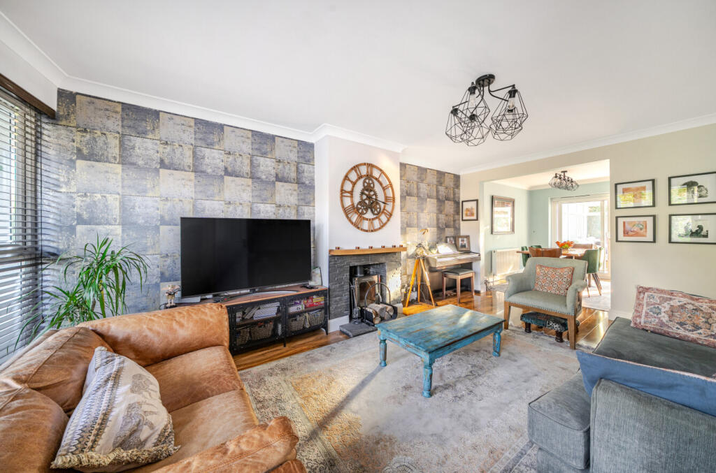 1357712-15-68dc0c...