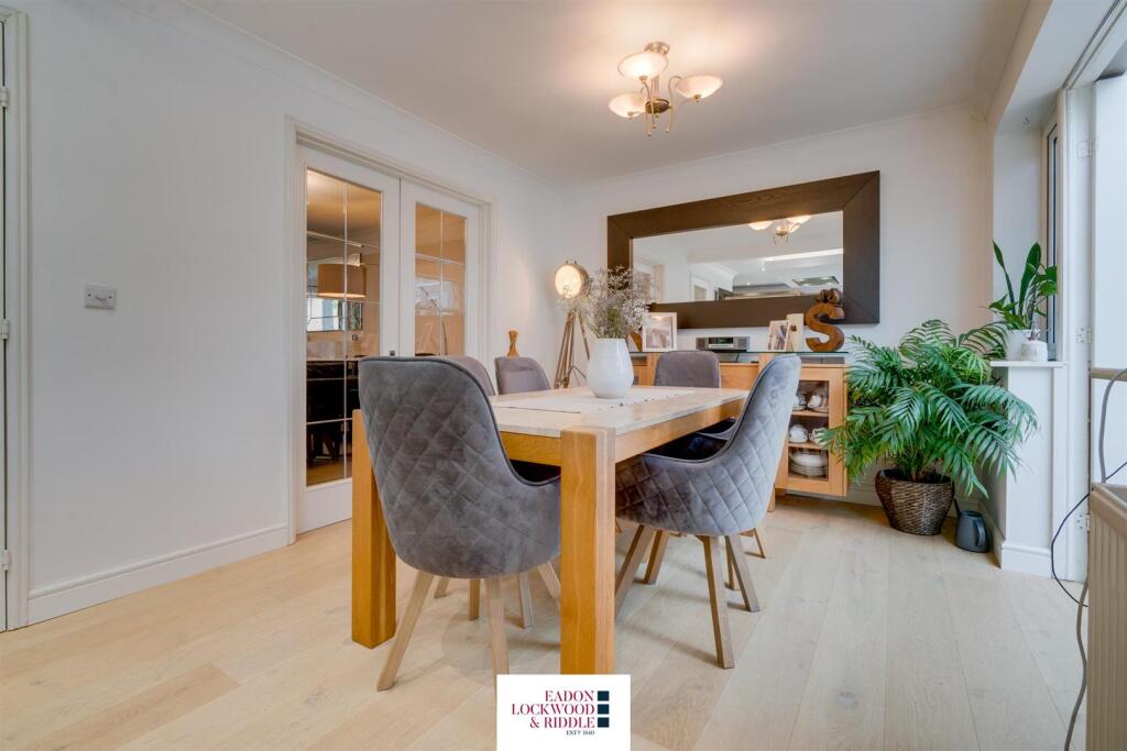 Kitchen Diner