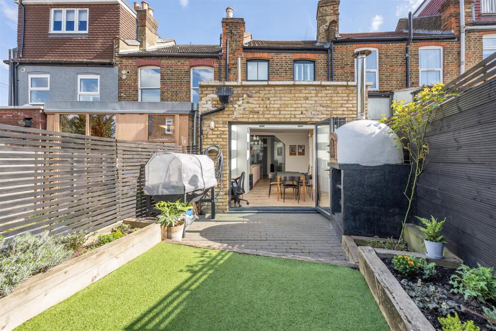 Higham Hill Road E17