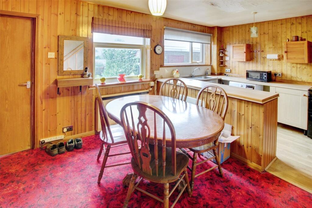 Dining/Kitchen