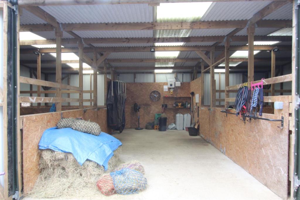stables internal.JPG