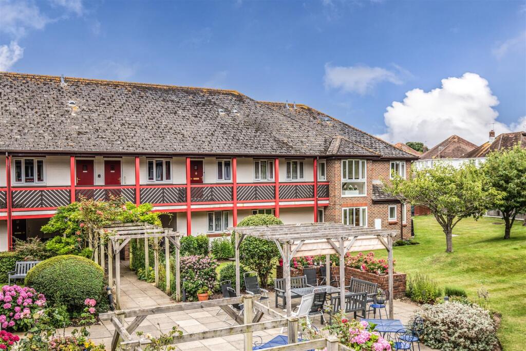 29 The Cloisters-17.jpg