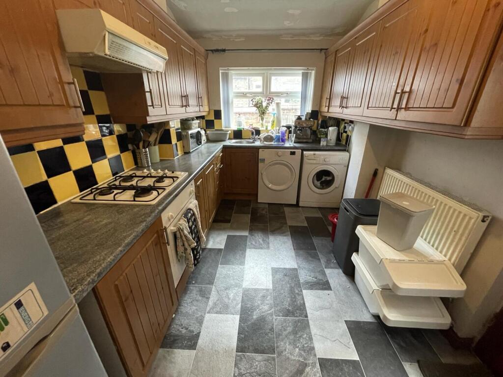 5dr.kitchen (2).jpg