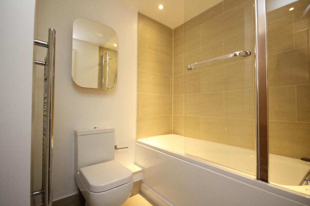 Room 3 Bathroom