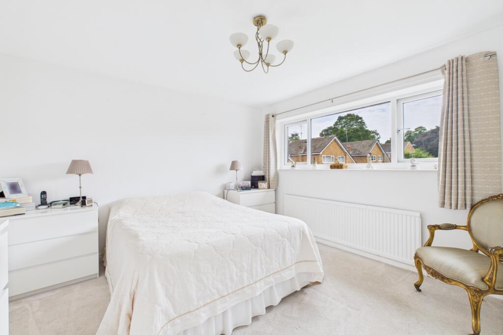 CAM03162G0-PR0301-STILL015