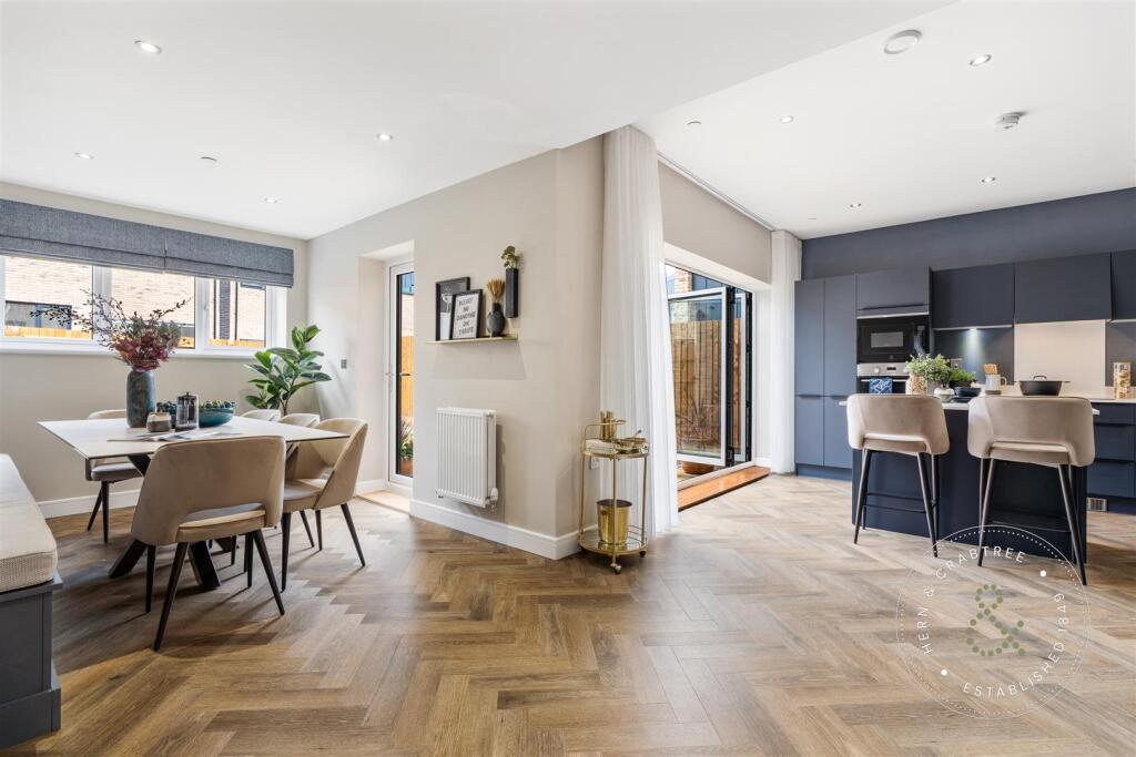 The Dale. HC. Int (14).jpg